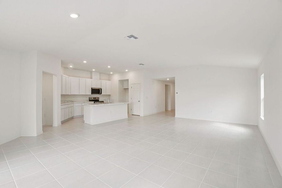 Spacious, unfurnished interior of a new home in The Preserve at Legends Pointe II, Hudson (Image 4). Spacious, unfurnished interior of a new home in The Preserve at Legends Pointe II, Hudson (Image 4).