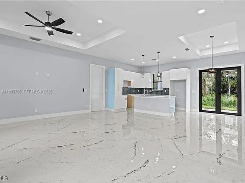 Spacious, unfurnished interior of a new home in , Lehigh Acres (Image 13).