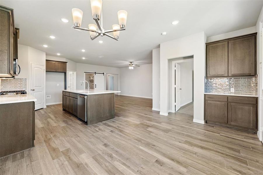 Image 36 of a home in Morningstar.