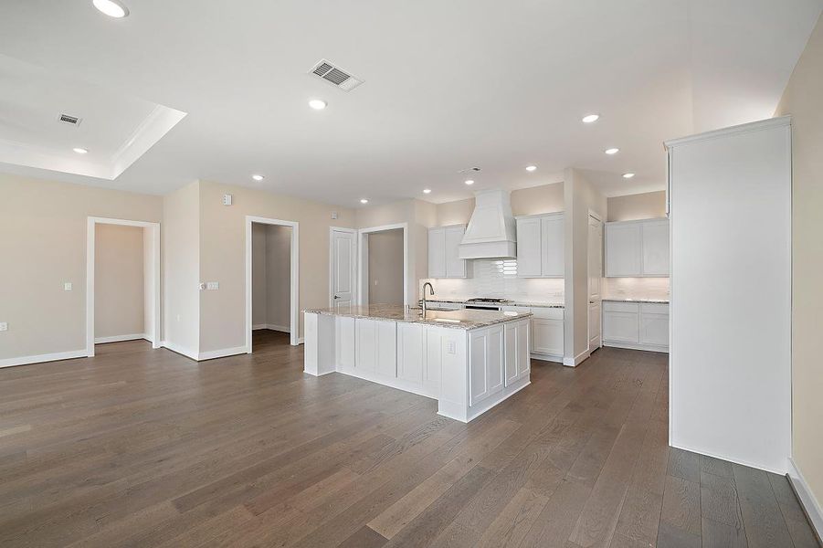 Representative furnished interior of a home built from the Waterlily by Caldwell Homes in Chambers Creek, Willis (Image 17). Representative furnished interior of a home built from the Waterlily by Caldwell Homes in Chambers Creek, Willis (Image 17).