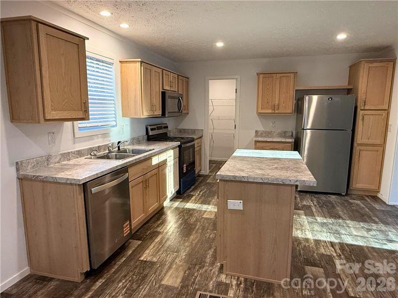 Image 13 of a home in .