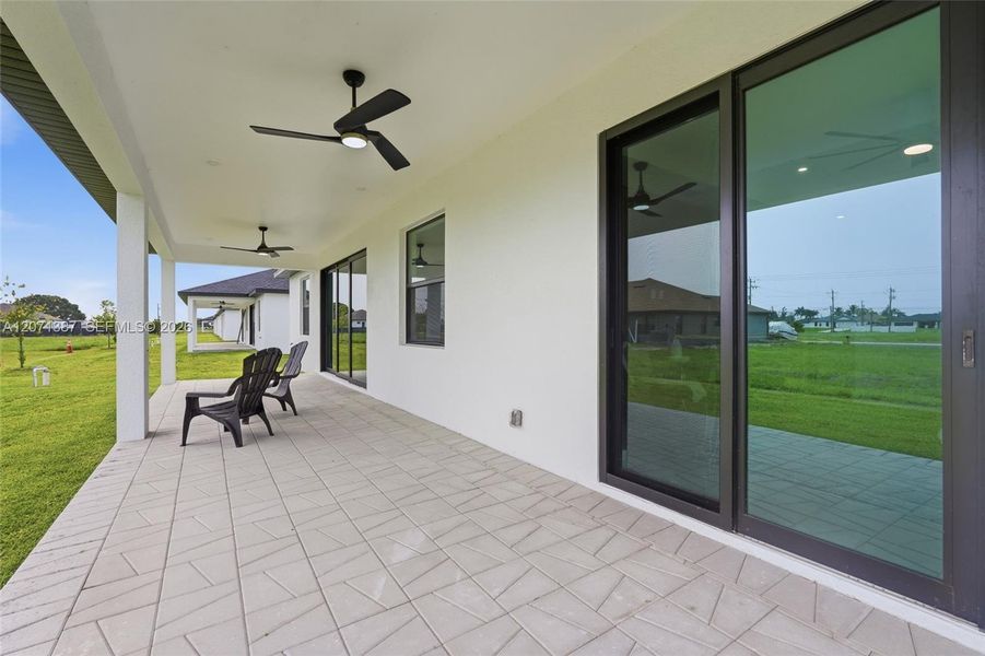 Exterior details and patio area of a home in , Cape Coral (Image 4).