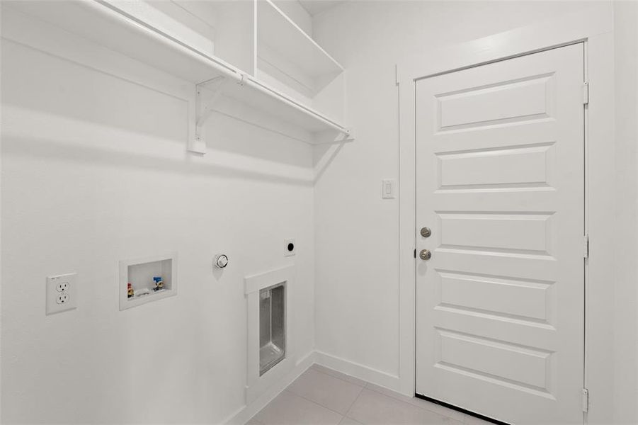 Spacious, unfurnished interior of a new home in , Hillsboro (Image 22).