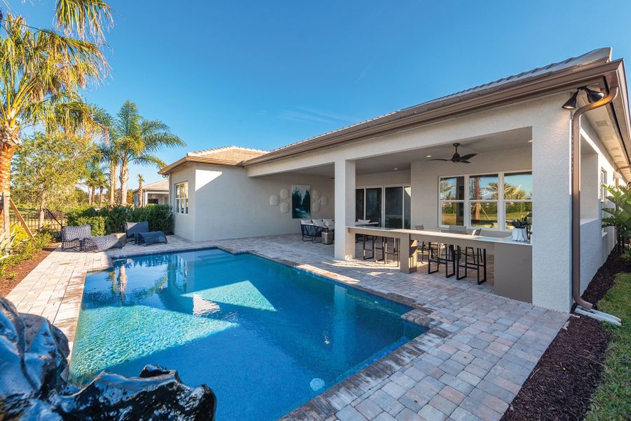 Representative exterior details of a home built from the Crystal by GL Homes in Valencia Ridge (55+), Wesley Chapel (Image 3).
