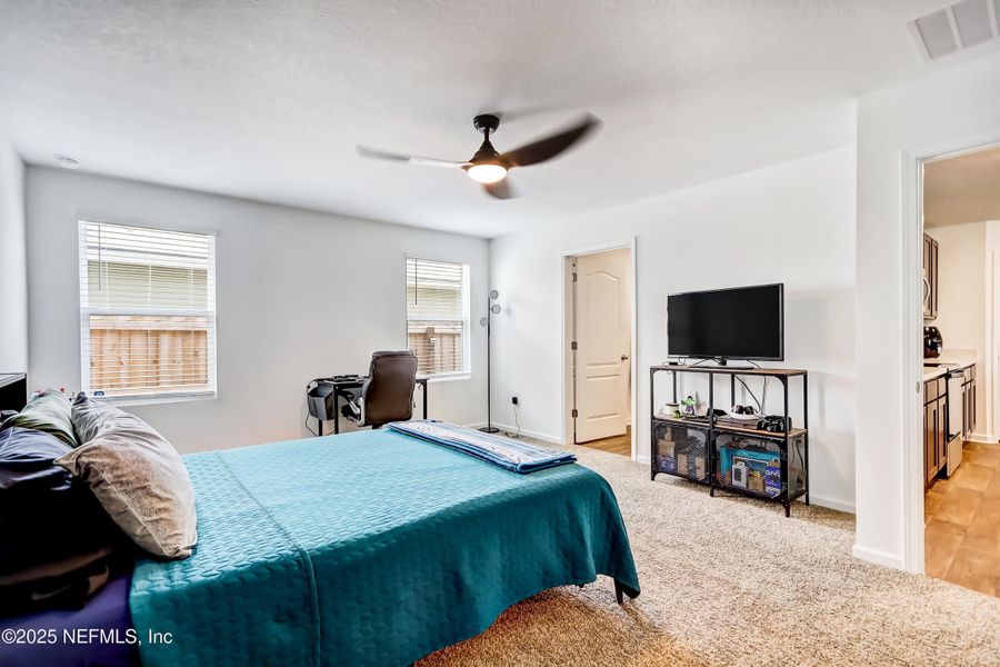 Furnished interior view inside a new home in Copes Landing, Jacksonville (Image 23).