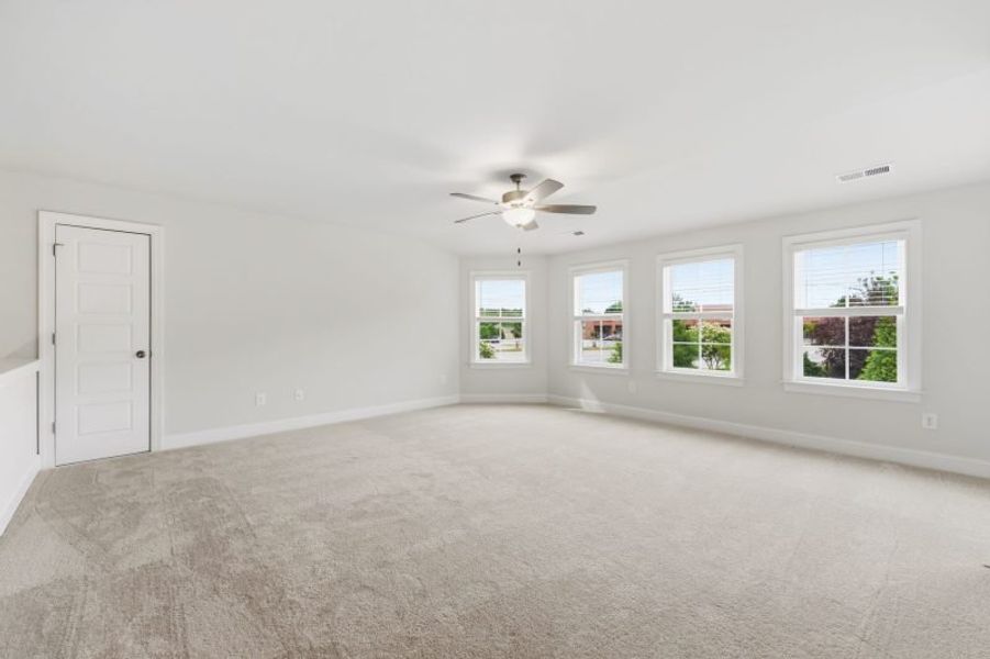 Spacious, unfurnished interior of a new home in Weybridge, Burlington (Image 49). Spacious, unfurnished interior of a new home in Weybridge, Burlington (Image 49).
