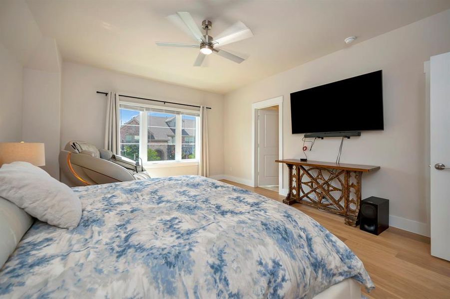 Furnished interior view inside a new home in , Arlington (Image 12). Furnished interior view inside a new home in , Arlington (Image 12).