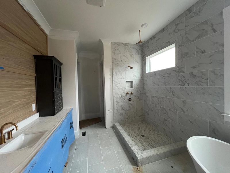 The Belvidere A Primary Suite Bathroom