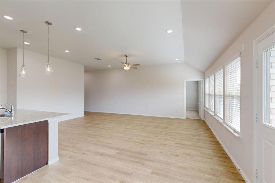 Spacious, unfurnished interior of a new home in Verandah, Royse City (Image 27).