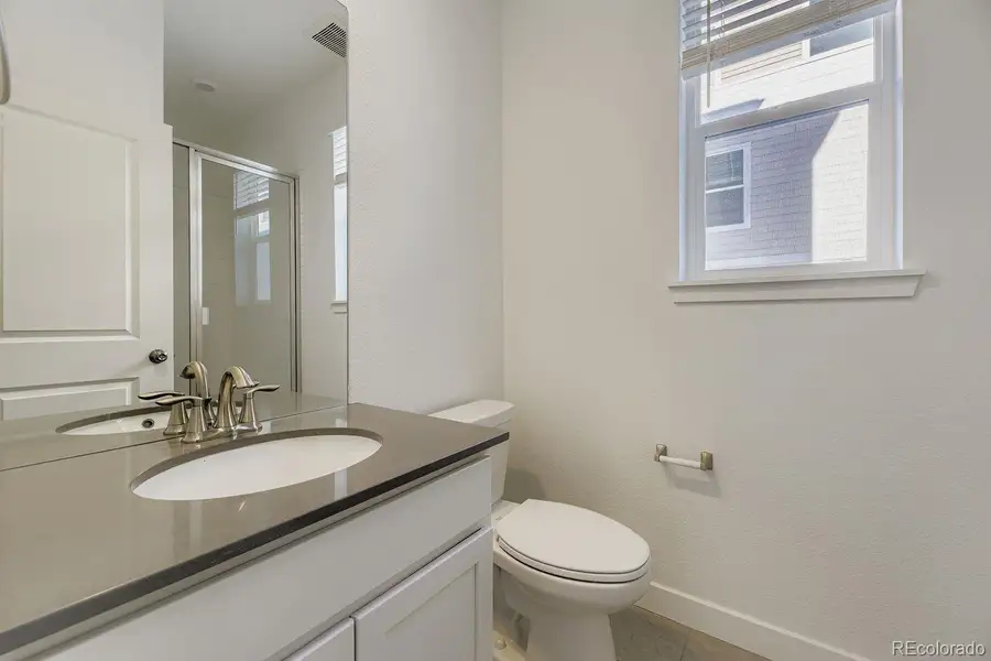Furnished interior view inside a new home in Vermilion Creek, Centennial (Image 6).