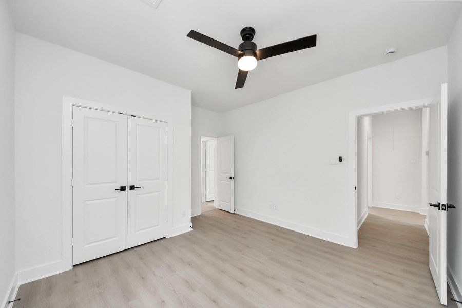 Spacious, unfurnished interior of a new home in , Houston (Image 20).