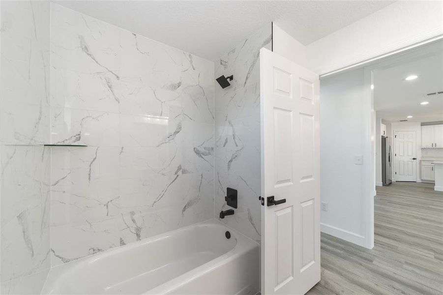 Furnished interior view inside a new home in , Ocala (Image 5).