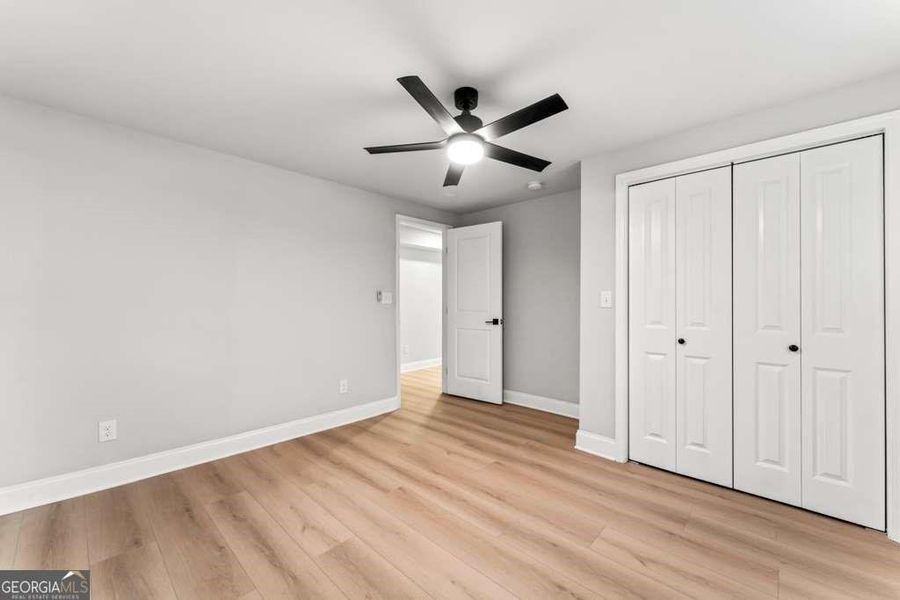 Spacious, unfurnished interior of a new home in , Atlanta (Image 27).