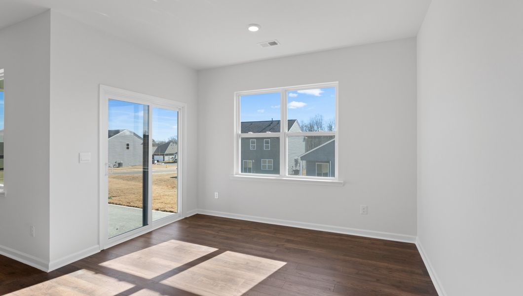 Representative unfurnished interior of a home built from the Aria by D.R. Horton in Woodglen, Piedmont (Image 15).