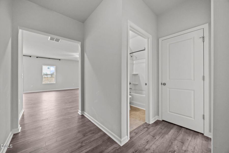 19-web-or-mls-IMG_9806 19-web-or-mls-IMG_9806