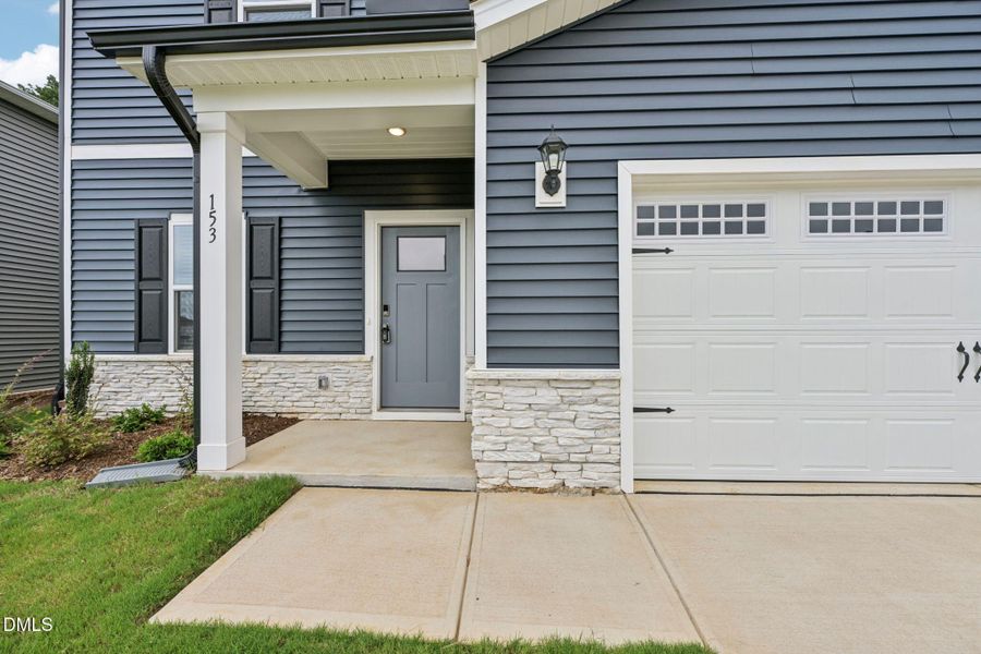 6-web-or-mls-Oak Manor - Raleigh - 153 K 6-web-or-mls-Oak Manor - Raleigh - 153 K