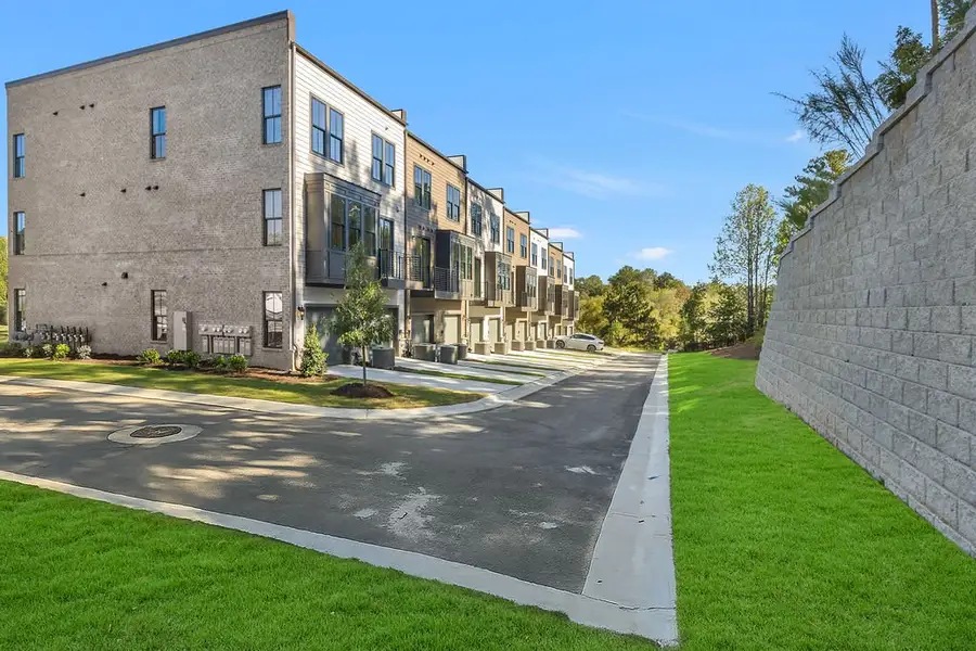 Image 44 of a home in Echo Park.