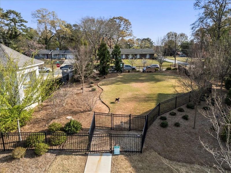 Community amenities in , Alpharetta (Image 39). Community amenities in , Alpharetta (Image 39).