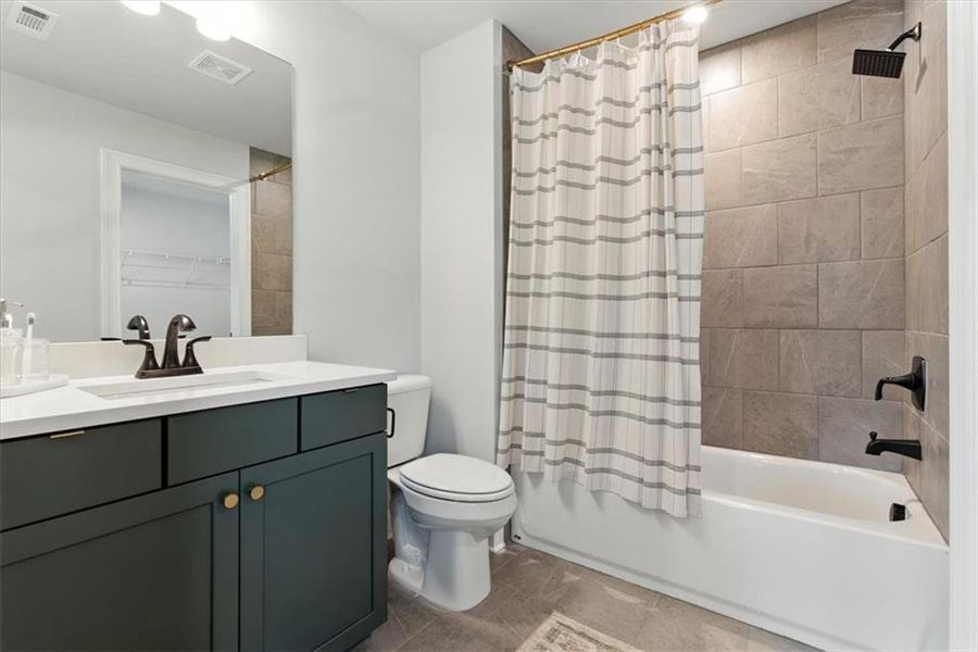 Image 49 of a home in Ford Landing.