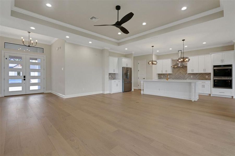 Spacious, unfurnished interior of a new home in , Lakeland (Image 19).