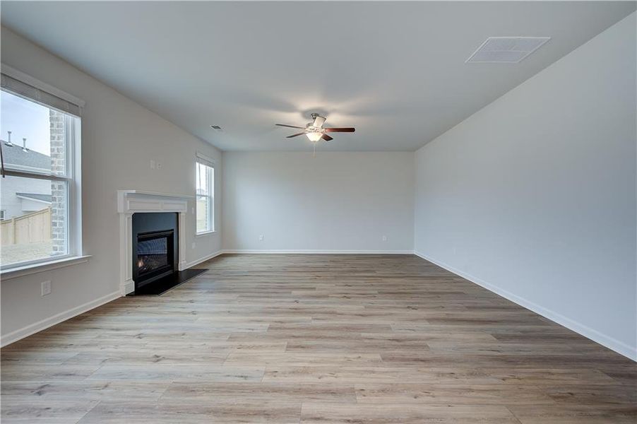 Spacious, unfurnished interior of a new home in Burchwood, Stockbridge (Image 13).