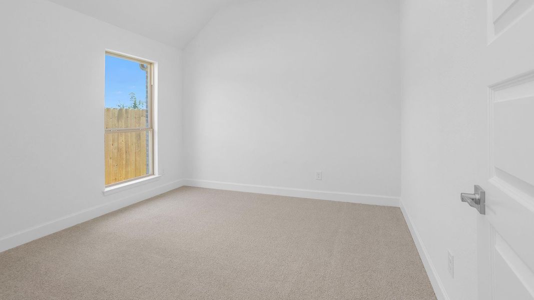 Spacious, unfurnished interior of a new home in Artavia 50', Conroe (Image 14).