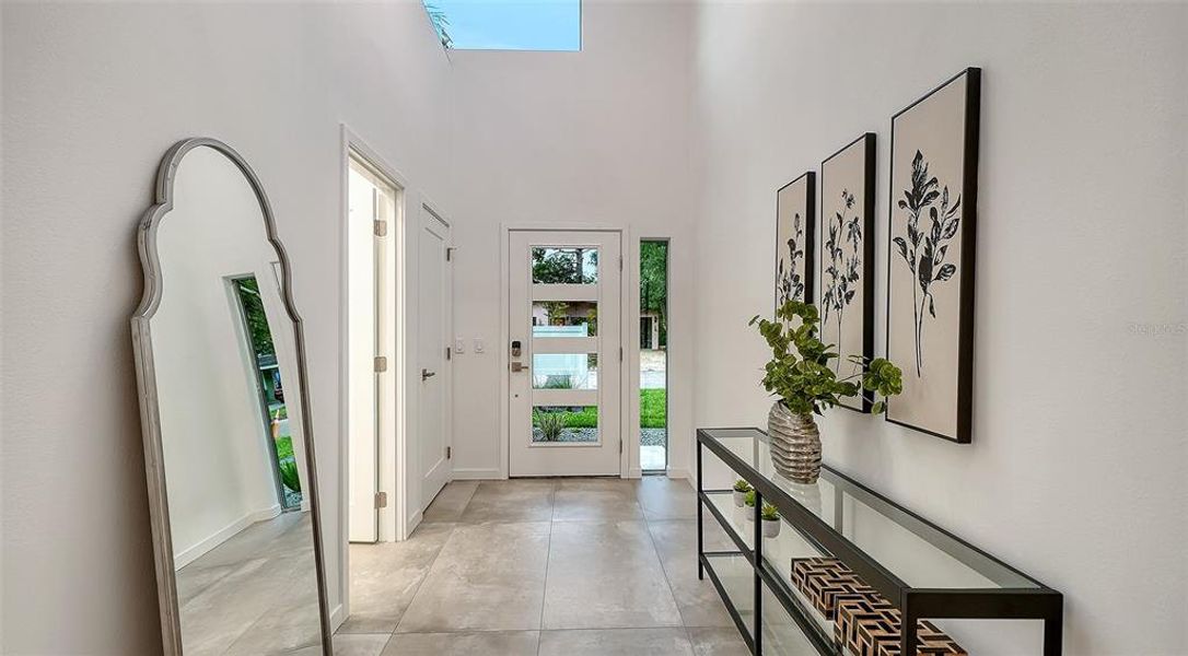 Furnished interior view inside a new home in , Sarasota (Image 14).