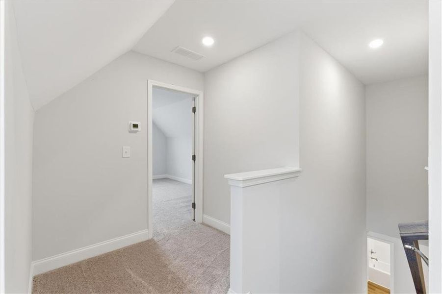 Spacious, unfurnished interior of a new home in , Dallas (Image 31).