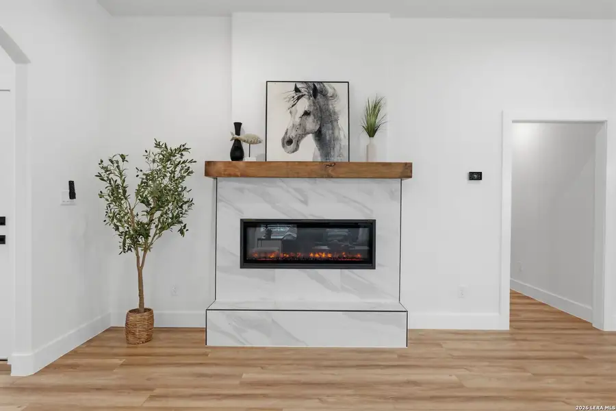 Image 33 of a home in .
