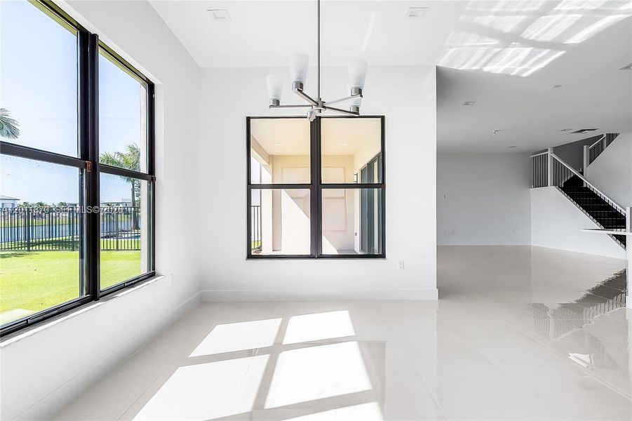 Spacious, unfurnished interior of a new home in , Boca Raton (Image 45).