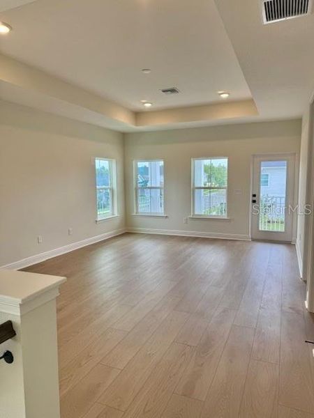 Spacious, unfurnished interior of a new home in Persimmon Park, Wesley Chapel (Image 23). Spacious, unfurnished interior of a new home in Persimmon Park, Wesley Chapel (Image 23).