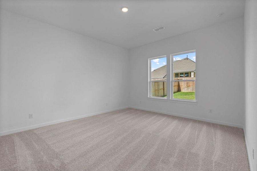 Spacious, unfurnished interior of a new home in , Missouri City (Image 21).