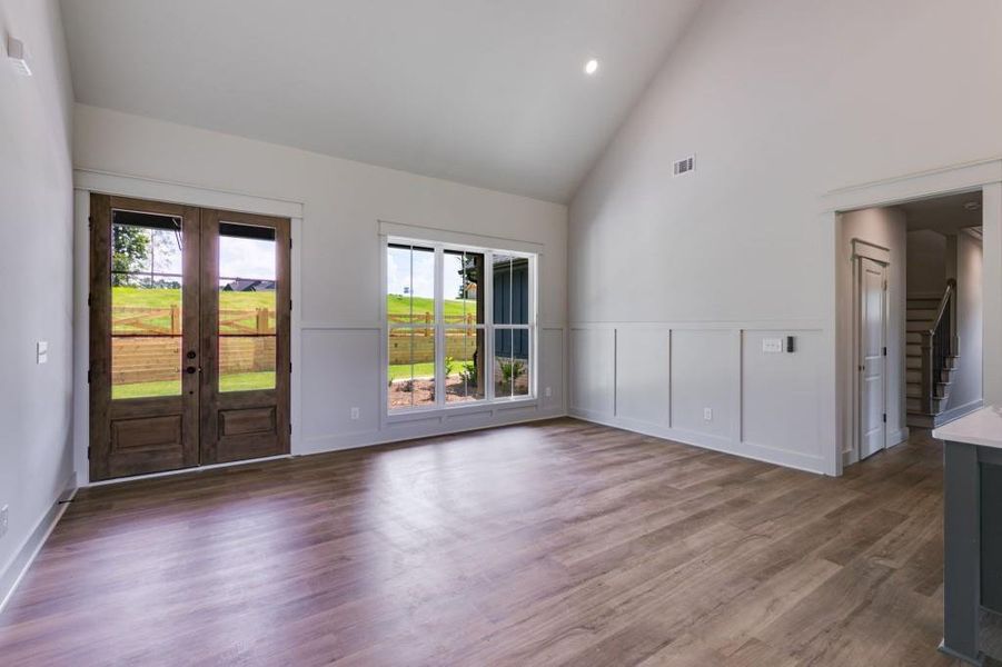 Spacious, unfurnished interior of a new home in , Dallas (Image 15).