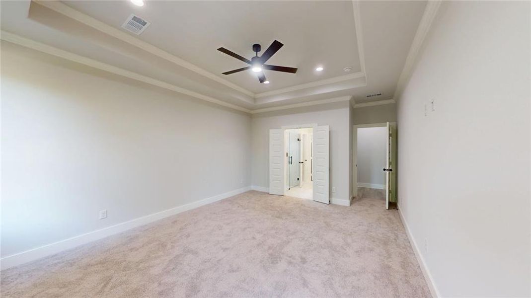 Spacious, unfurnished interior of a new home in , Fort Worth (Image 13).
