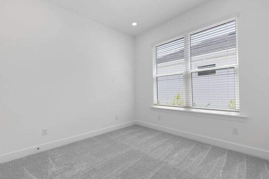 Spacious, unfurnished interior of a new home in Esplanade at Starling, Punta Gorda (Image 8). Spacious, unfurnished interior of a new home in Esplanade at Starling, Punta Gorda (Image 8).