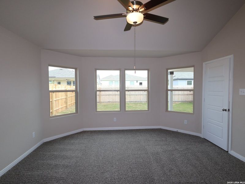 Spacious, unfurnished interior of a new home in Meadows at Clear Springs, New Braunfels (Image 15).