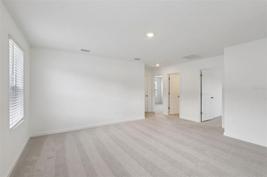 Spacious, unfurnished interior of a new home in Flagler Village - Classic Series, Palm Coast (Image 24).