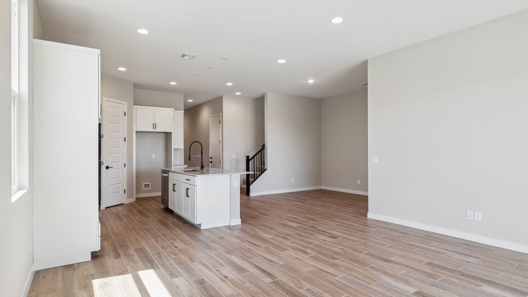 Image 36 of a home in Upper Canyon.