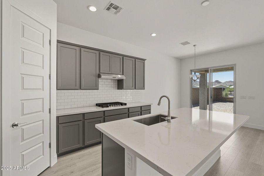 17-web-or-mls-Ardmore-17