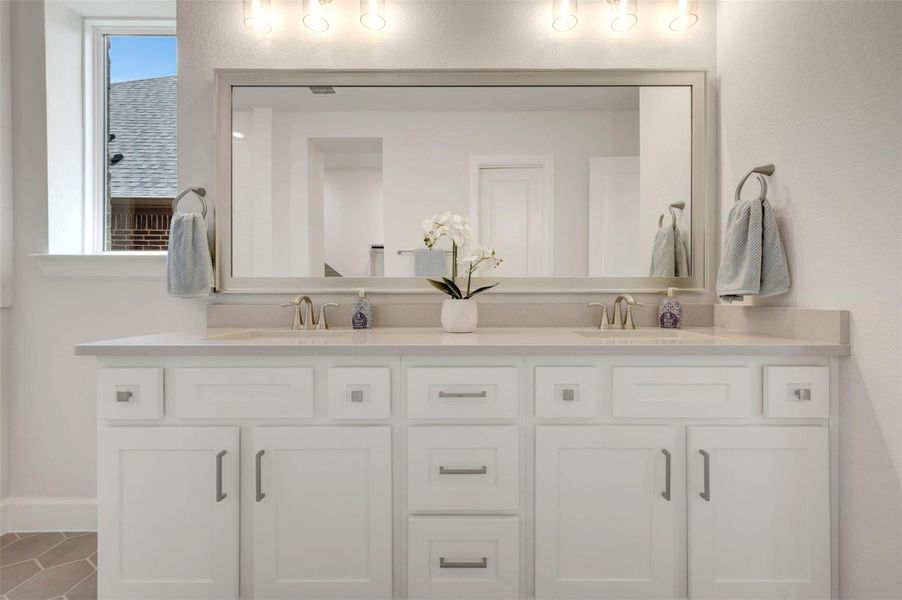 Furnished interior view inside a new home in Grange - Reserve Collection, Katy (Image 10).
