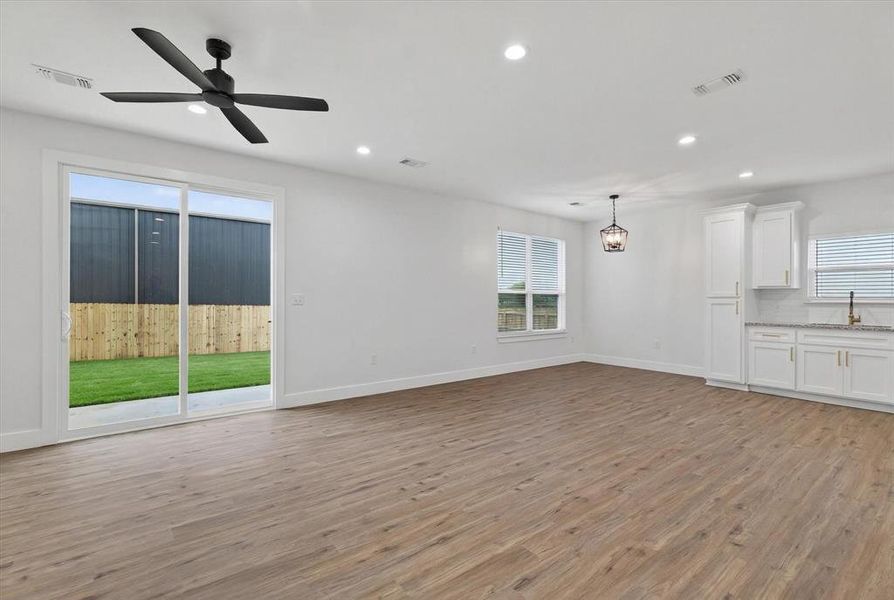 Spacious, unfurnished interior of a new home in , Whitesboro (Image 13).