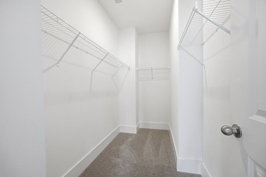 Spacious, unfurnished interior of a new home in Homecoming, Ravenel (Image 14).