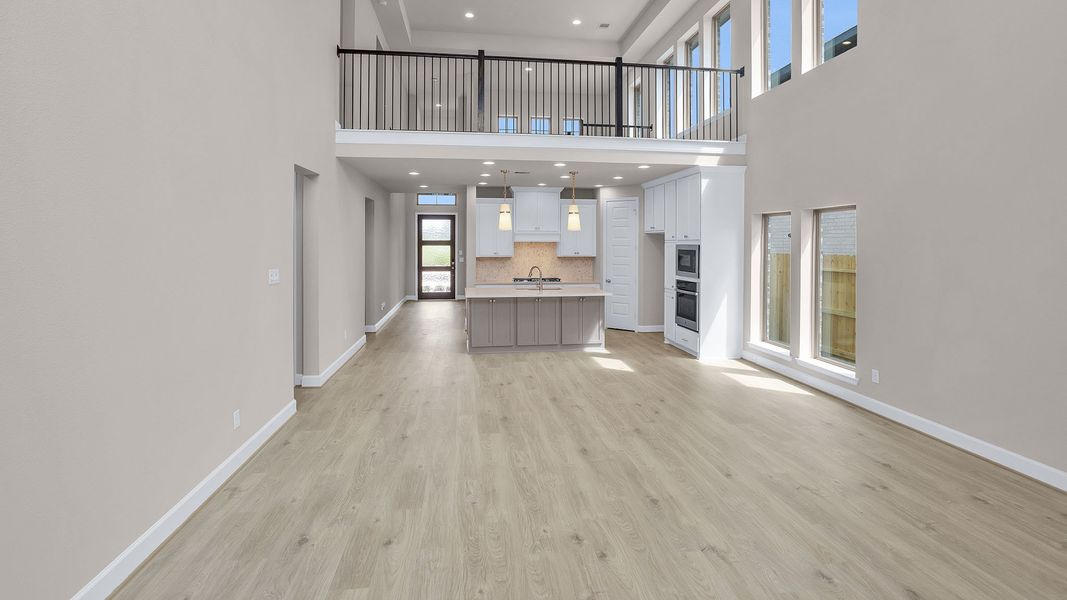 Spacious, unfurnished interior of a new home in Grand Central Park, Conroe (Image 11).