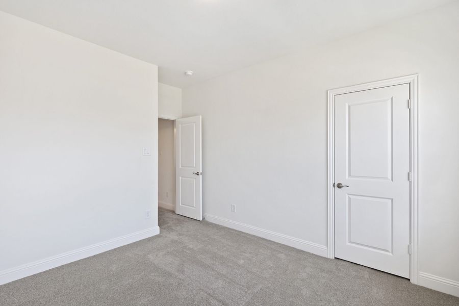 Spacious, unfurnished interior of a new home in Lake Breeze, Lavon (Image 44). Spacious, unfurnished interior of a new home in Lake Breeze, Lavon (Image 44).