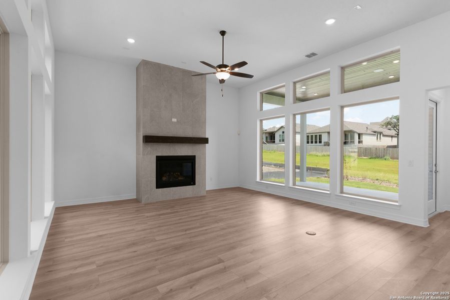 Spacious, unfurnished interior of a new home in Ranches at Creekside, Boerne (Image 26). Spacious, unfurnished interior of a new home in Ranches at Creekside, Boerne (Image 26).