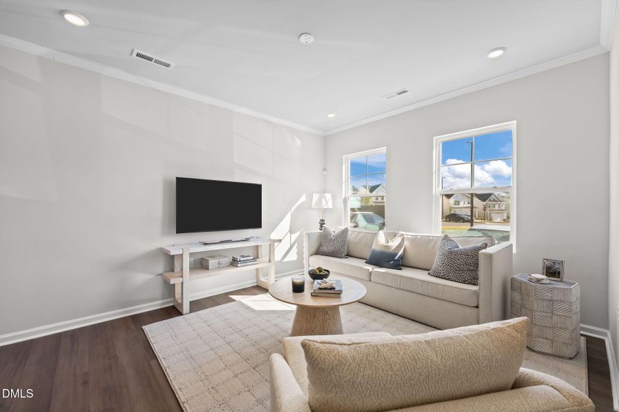 737 Painted Daisy Way