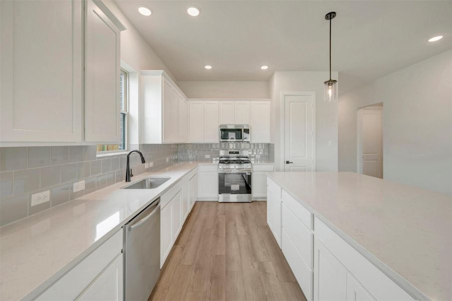 Furnished interior view inside a new home in Escondido - Retreat Collection, Magnolia (Image 6). Furnished interior view inside a new home in Escondido - Retreat Collection, Magnolia (Image 6).