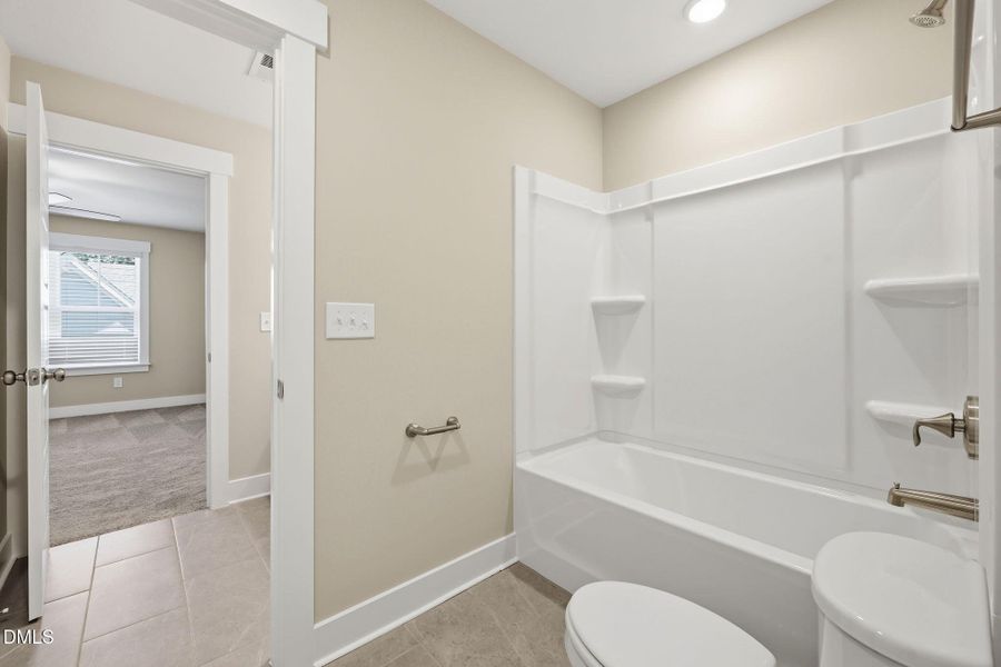 37-web-or-mls-6S8A8913 37-web-or-mls-6S8A8913