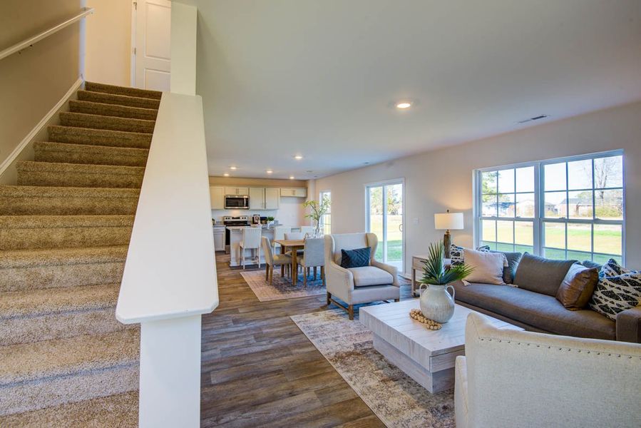 Representative furnished interior of a home built from the Penwell by D.R. Horton in Carter Ridge, Greenville (Image 34).