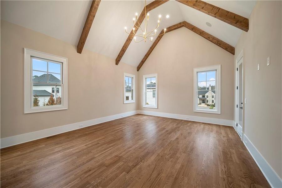 Spacious, unfurnished interior of a new home in , Alpharetta (Image 24).